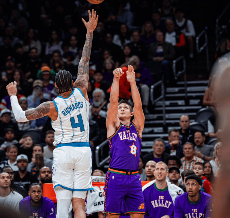 od体育app-包含太阳狂胜黄蜂，布克：这是我们的实力所在的词条