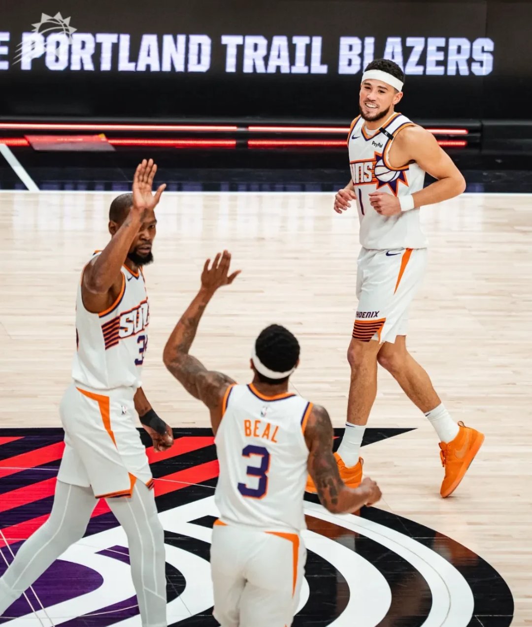 od体育注册-包含太阳力克独行侠,布克+平均节奏领跑全场的词条