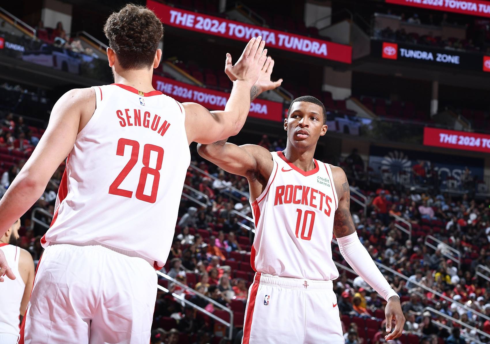 关于激情澎湃:热火与鹈鹕的大战备受关注的信息