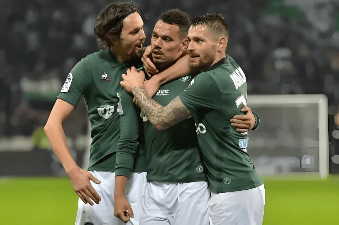 od体育app-奥格斯堡队阵容调整，取得一场宝贵胜利