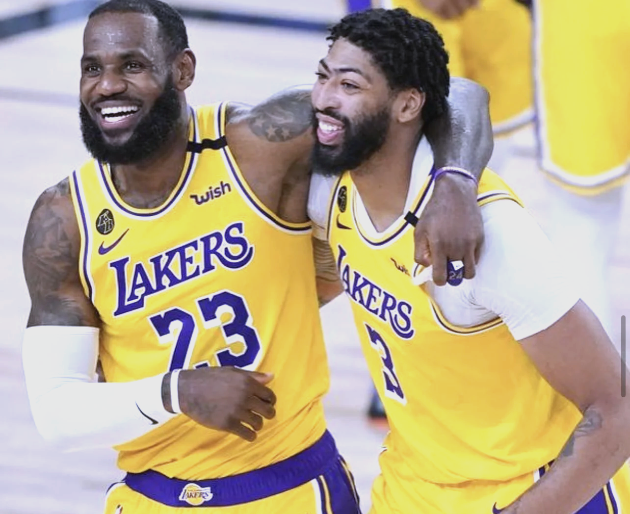 篮网主场大胜湖人取得重要胜利的简单介绍