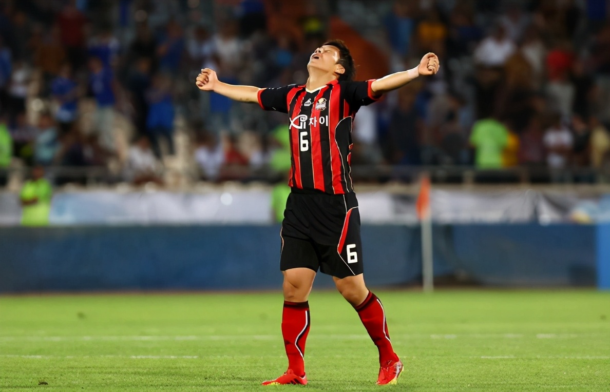 od体育官网-克鲁惠利联客场大胜对手，提升形势