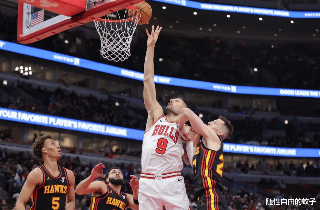 od体育网页版入口-包含老鹰逆袭公牛,客场赢得关键胜利的词条