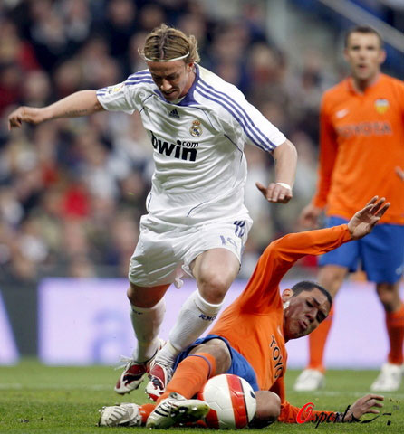 od体育新闻-瓦伦西亚城球员古蒂的进球成为焦点