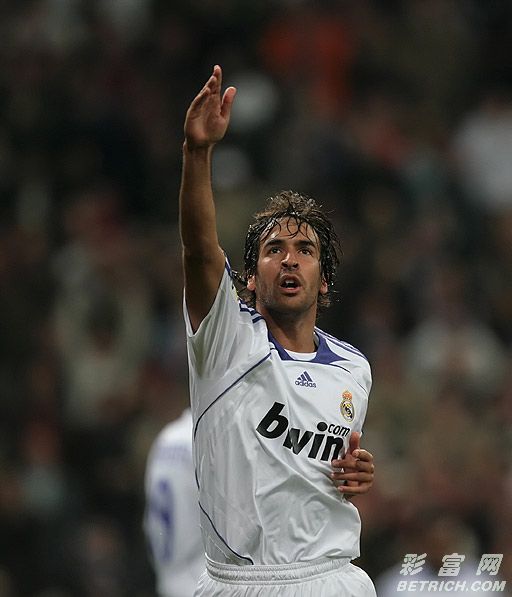 od体育新闻-瓦伦西亚城球员古蒂的进球成为焦点